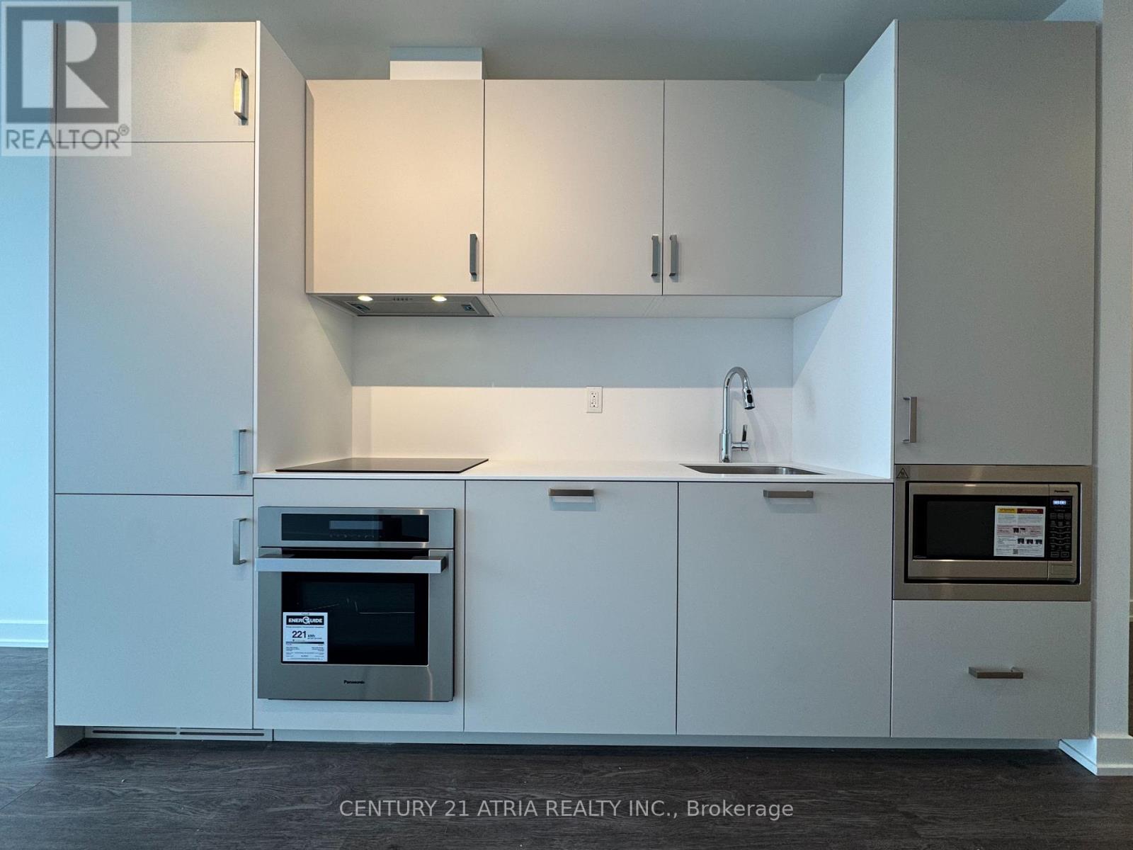 5006 - 88 Queen Street E, Toronto, Ontario  M5C 0B6 - Photo 3 - C12538350