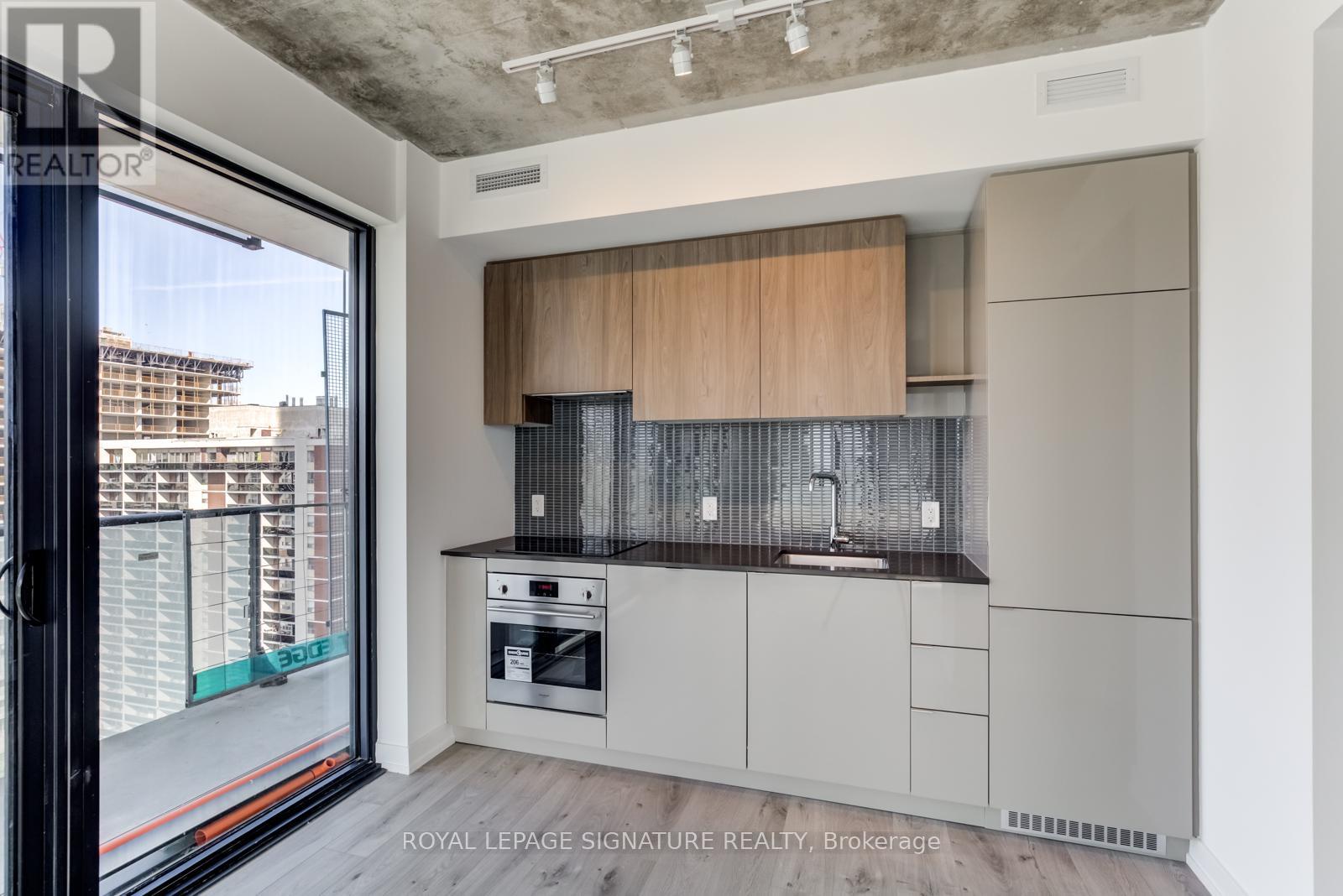 2003 - 161 Roehampton Avenue, Toronto, Ontario  M4P 0C8 - Photo 7 - C12538358