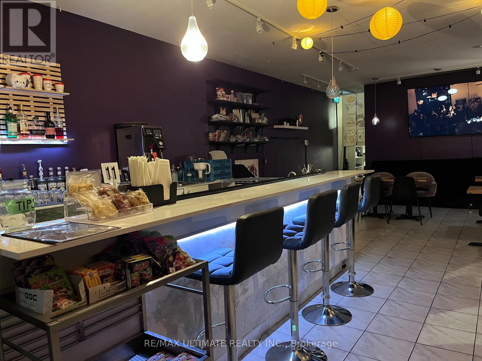 1193 Dundas Street, Toronto, Ontario  M6J 1X3 - Photo 4 - C12538390