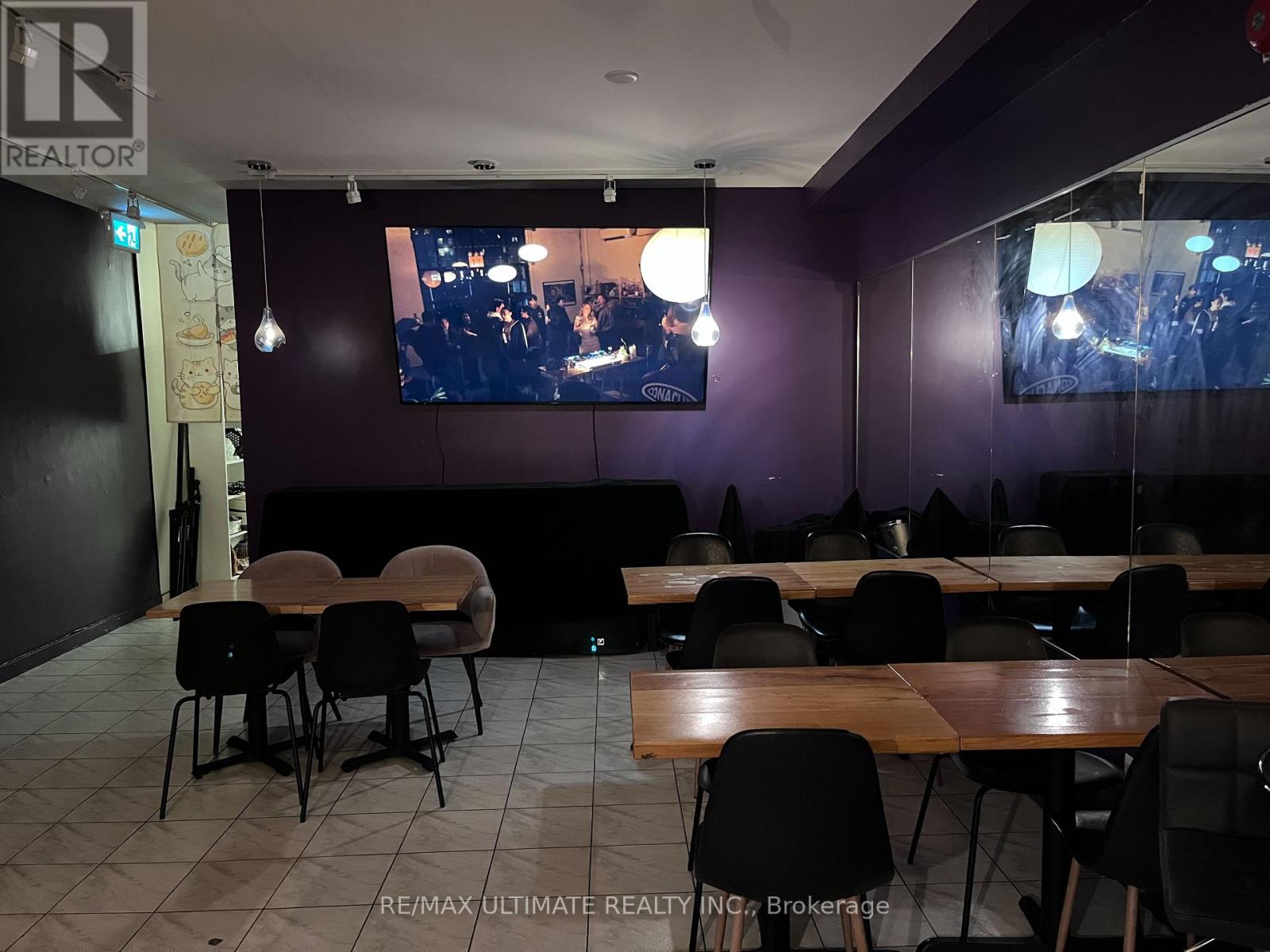 1193 Dundas Street, Toronto, Ontario  M6J 1X3 - Photo 5 - C12538390