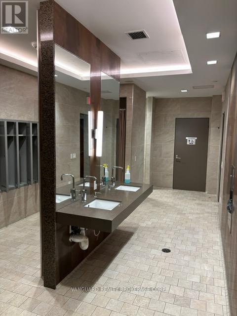 1916 - 160 Vanderhoof Avenue, Toronto, Ontario  M4G 0B7 - Photo 9 - C12538392