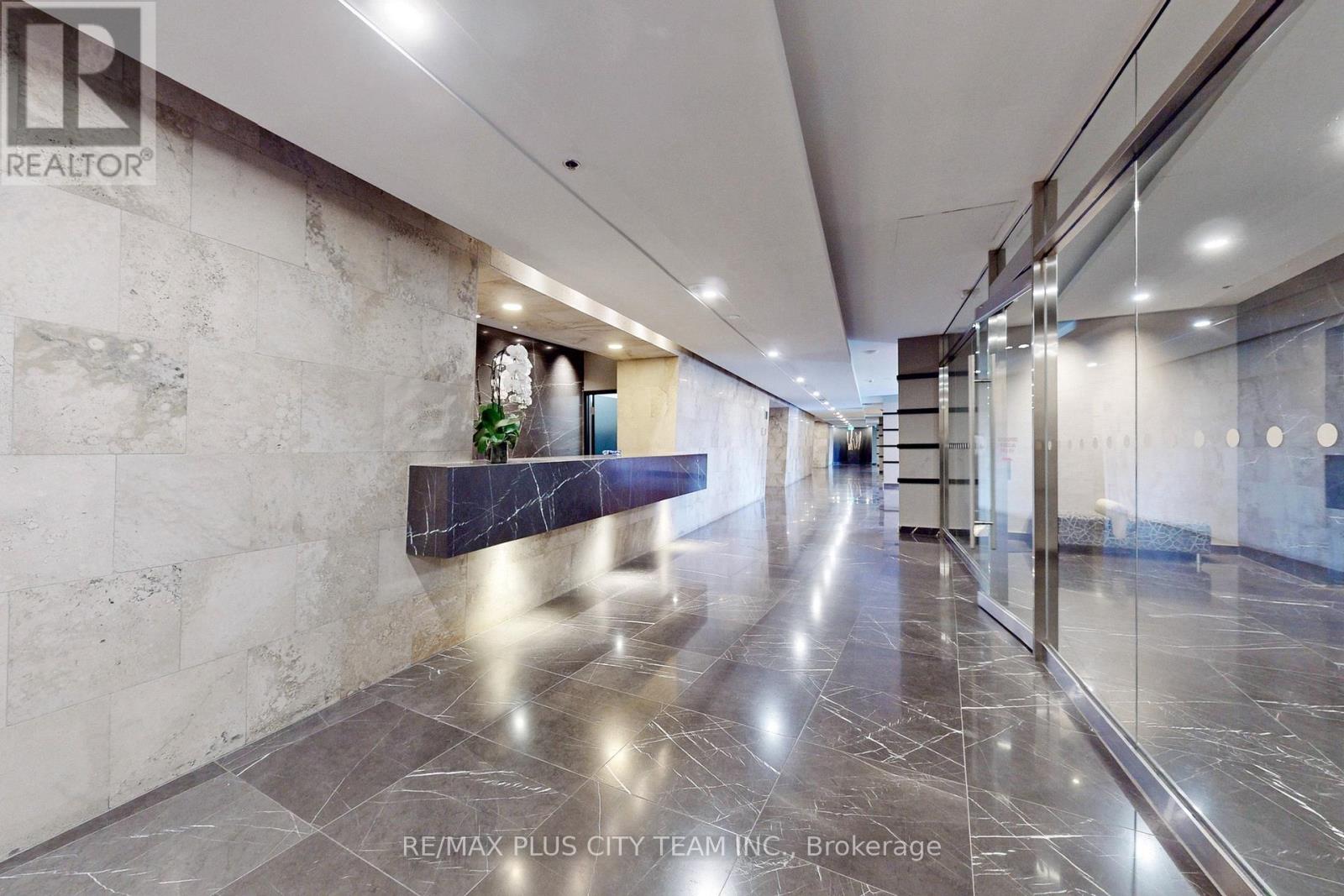 2515 - 8 Park Road, Toronto, Ontario  M4W 3S5 - Photo 13 - C12429673