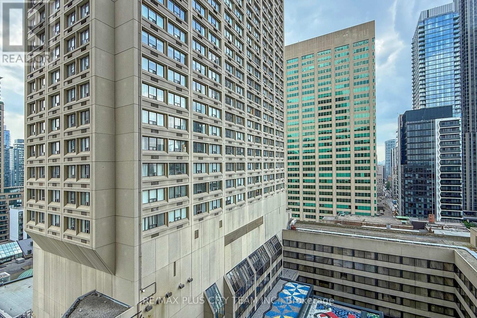 2515 - 8 Park Road, Toronto, Ontario  M4W 3S5 - Photo 21 - C12429673