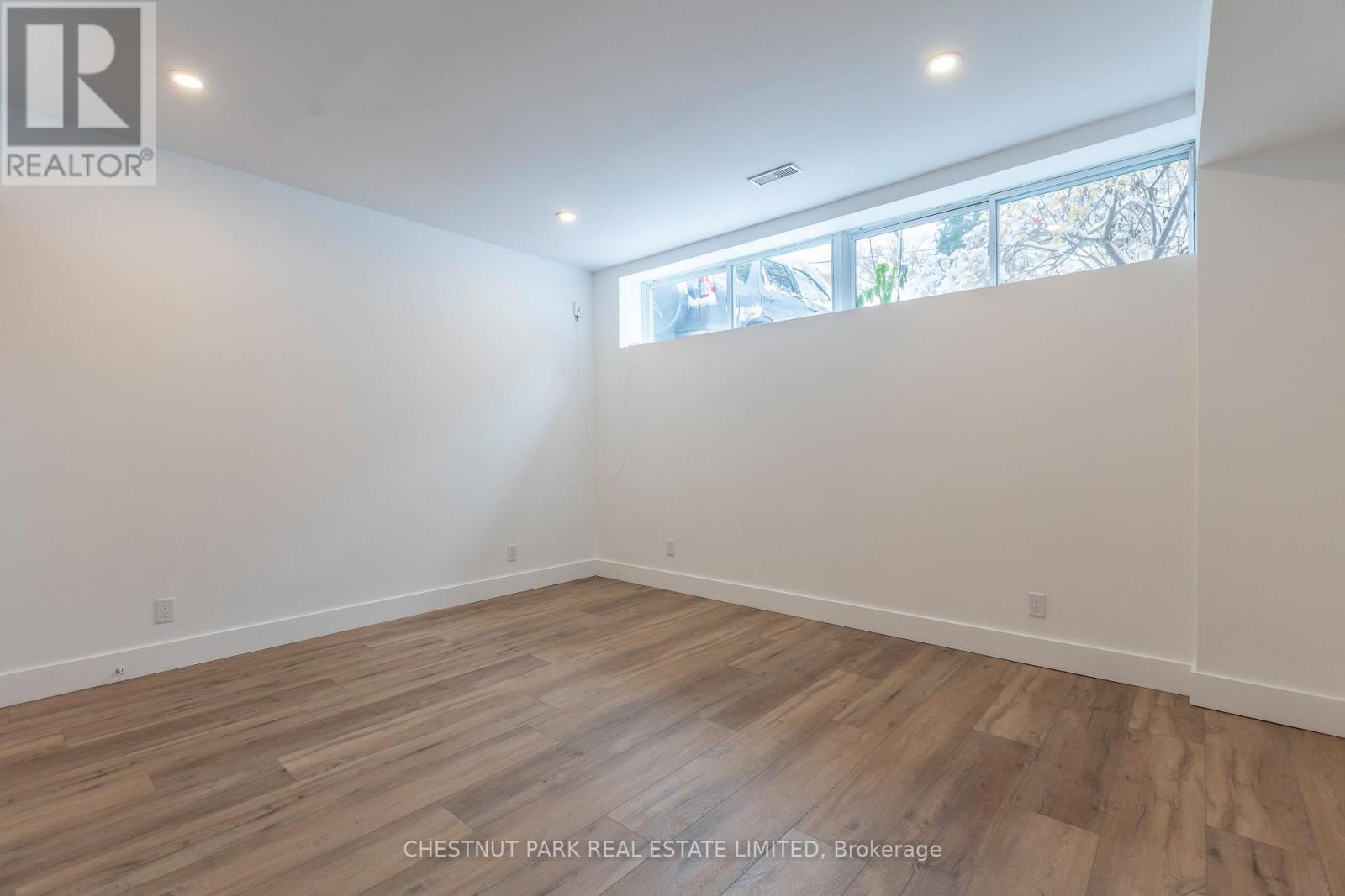 1 - 174 Wheeler Avenue, Toronto, Ontario  M4L 3V4 - Photo 5 - E12538316