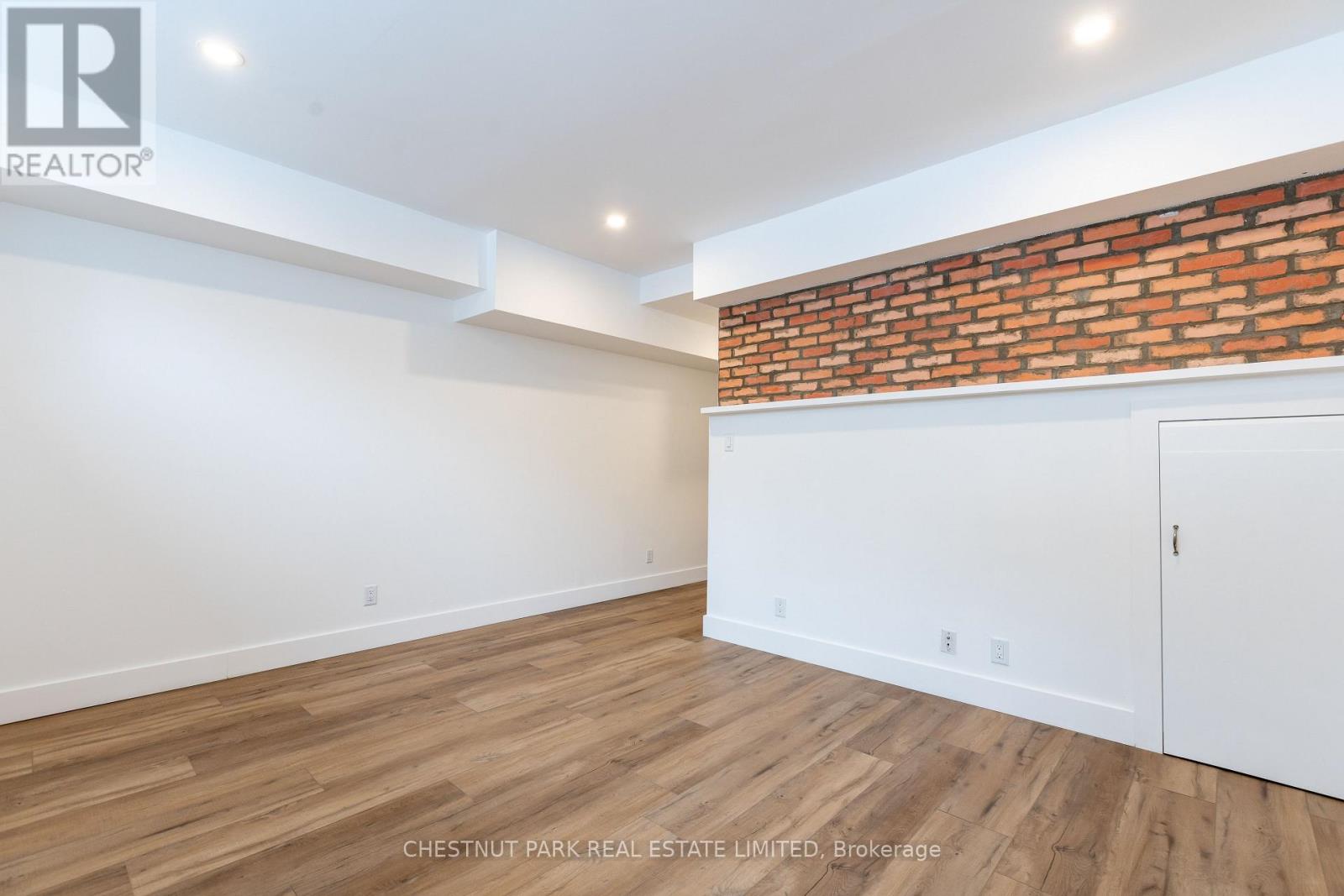 1 - 174 Wheeler Avenue, Toronto, Ontario  M4L 3V4 - Photo 6 - E12538316