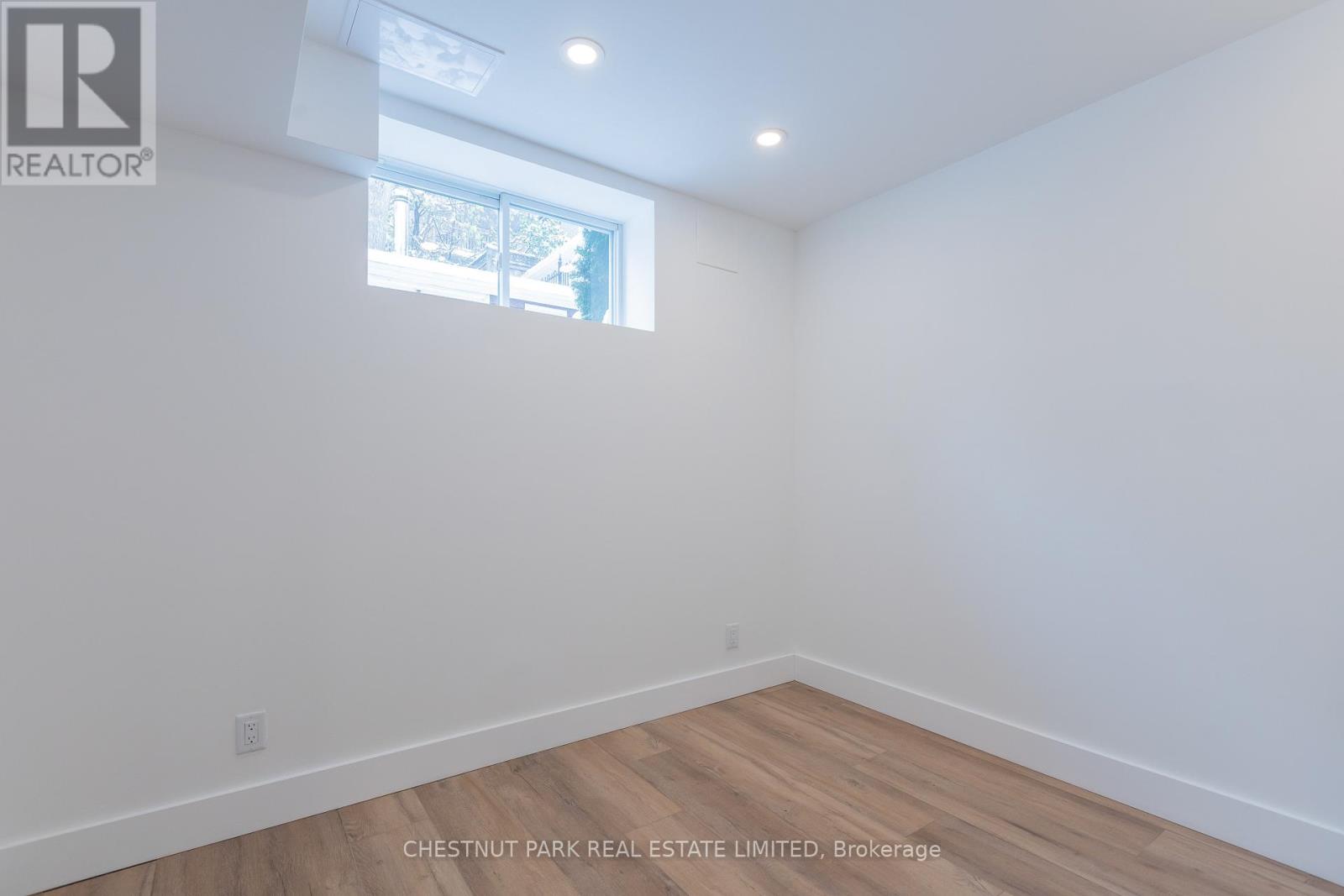 1 - 174 Wheeler Avenue, Toronto, Ontario  M4L 3V4 - Photo 8 - E12538316