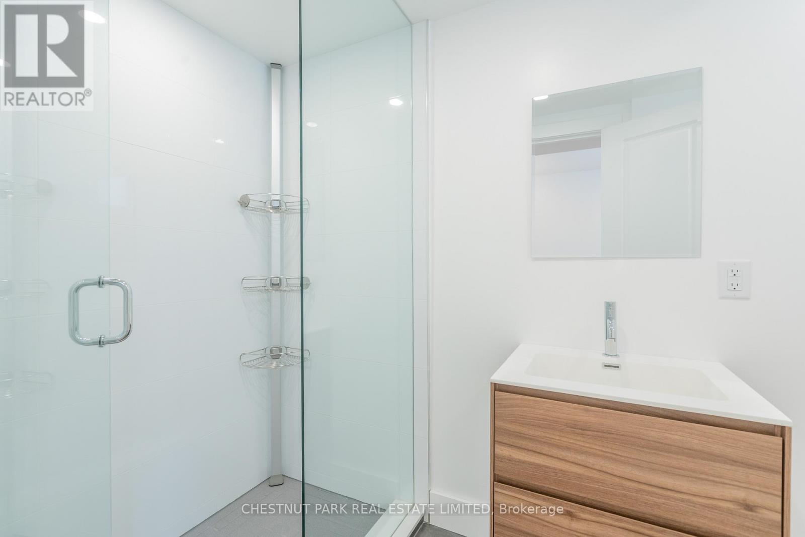 1 - 174 Wheeler Avenue, Toronto, Ontario  M4L 3V4 - Photo 9 - E12538316