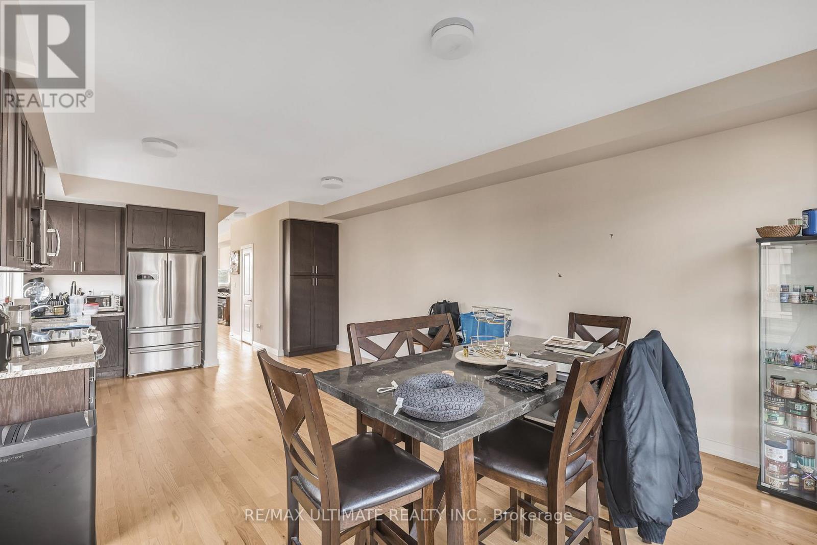 2632 Castlegate Crossing Drive, Pickering, Ontario  L1X 0H6 - Photo 10 - E12538328