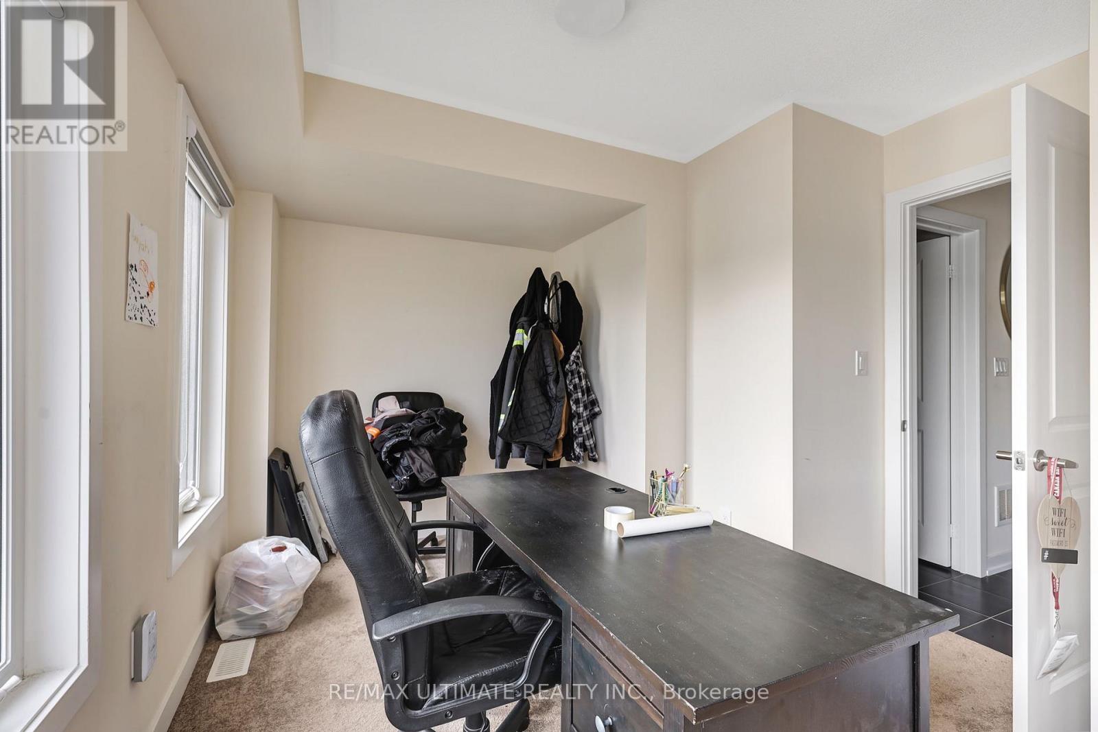 2632 Castlegate Crossing Drive, Pickering, Ontario  L1X 0H6 - Photo 8 - E12538328