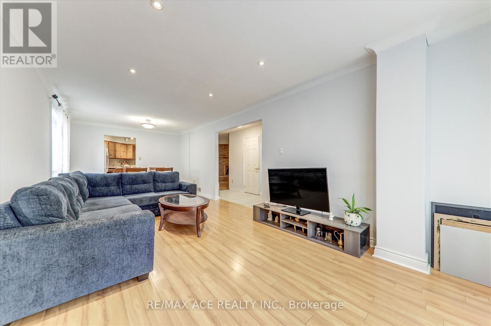 646 Percival Court N, Oshawa, Ontario  L1K 1M4 - Photo 12 - E12538332