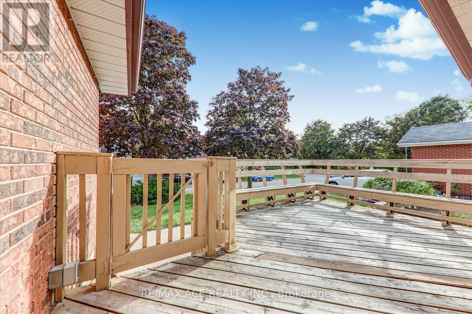 646 Percival Court N, Oshawa, Ontario  L1K 1M4 - Photo 6 - E12538332