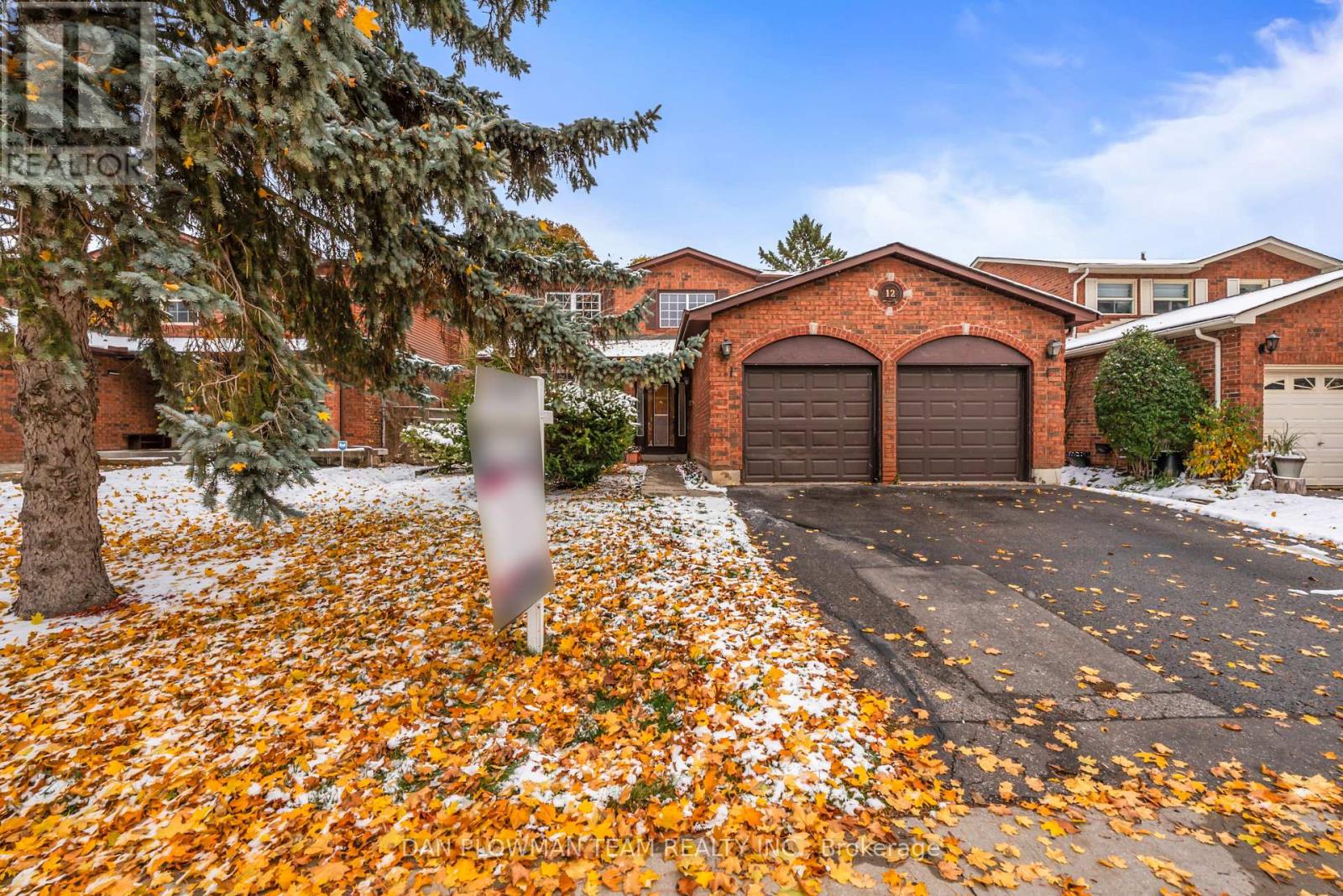 12 Robinson Crescent, Whitby, Ontario  L1N 6W5 - Photo 3 - E12538360