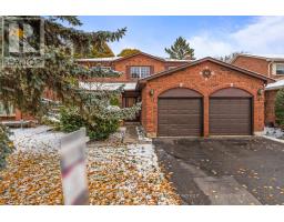 12 ROBINSON CRESCENT, Whitby, Ontario