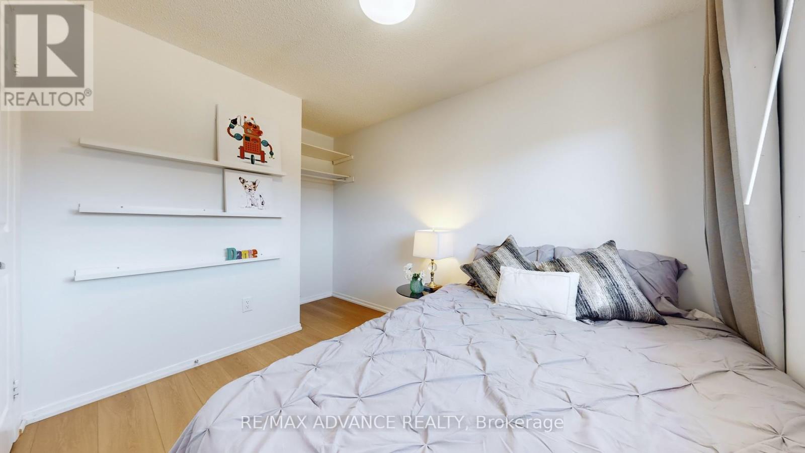 46 Deverill Crescent, Ajax, Ontario  L1T 1S7 - Photo 17 - E12538366