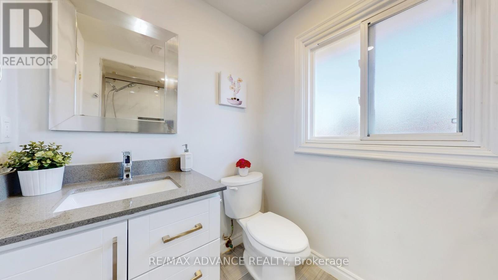 46 Deverill Crescent, Ajax, Ontario  L1T 1S7 - Photo 18 - E12538366