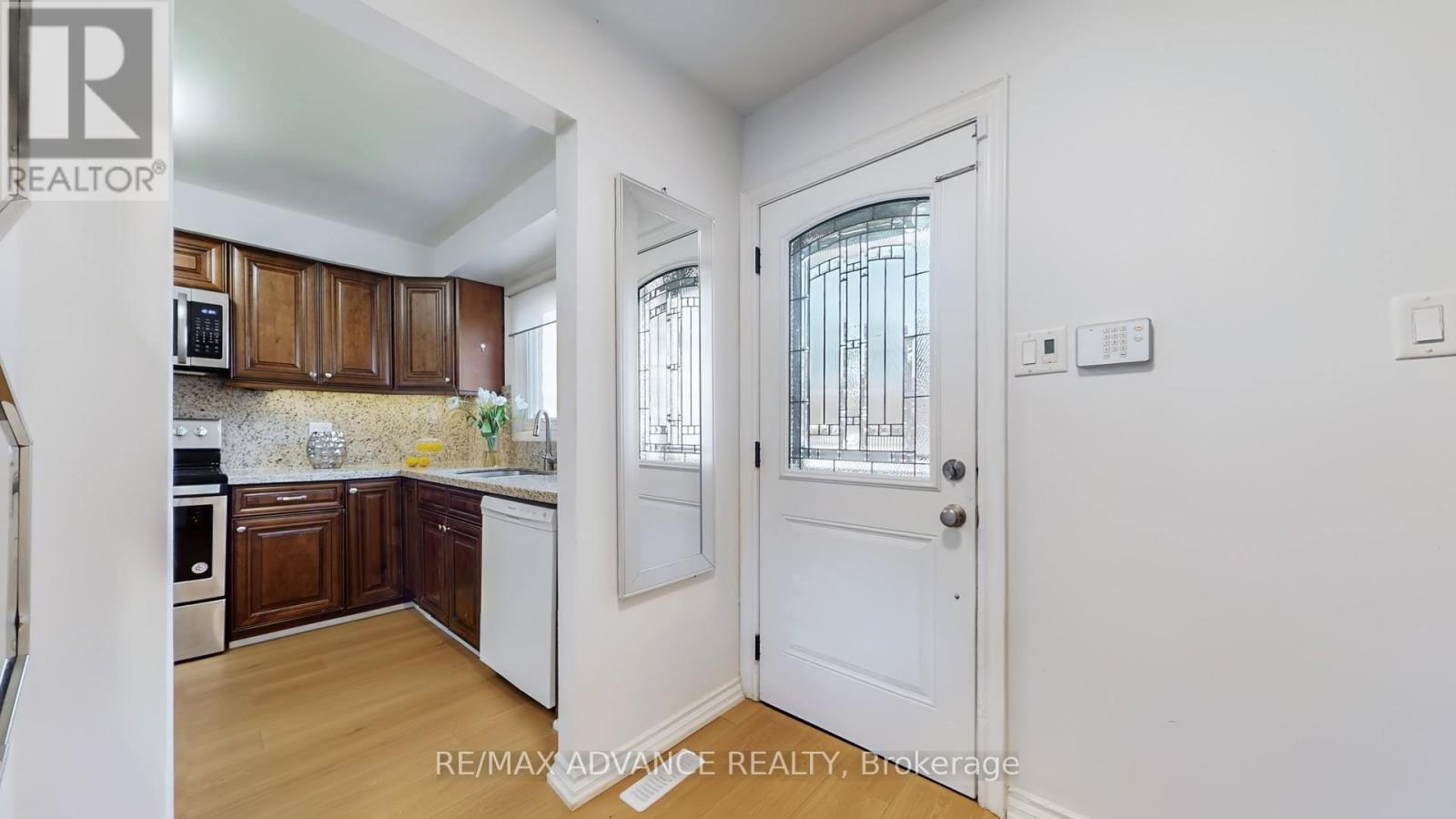 46 Deverill Crescent, Ajax, Ontario  L1T 1S7 - Photo 2 - E12538366