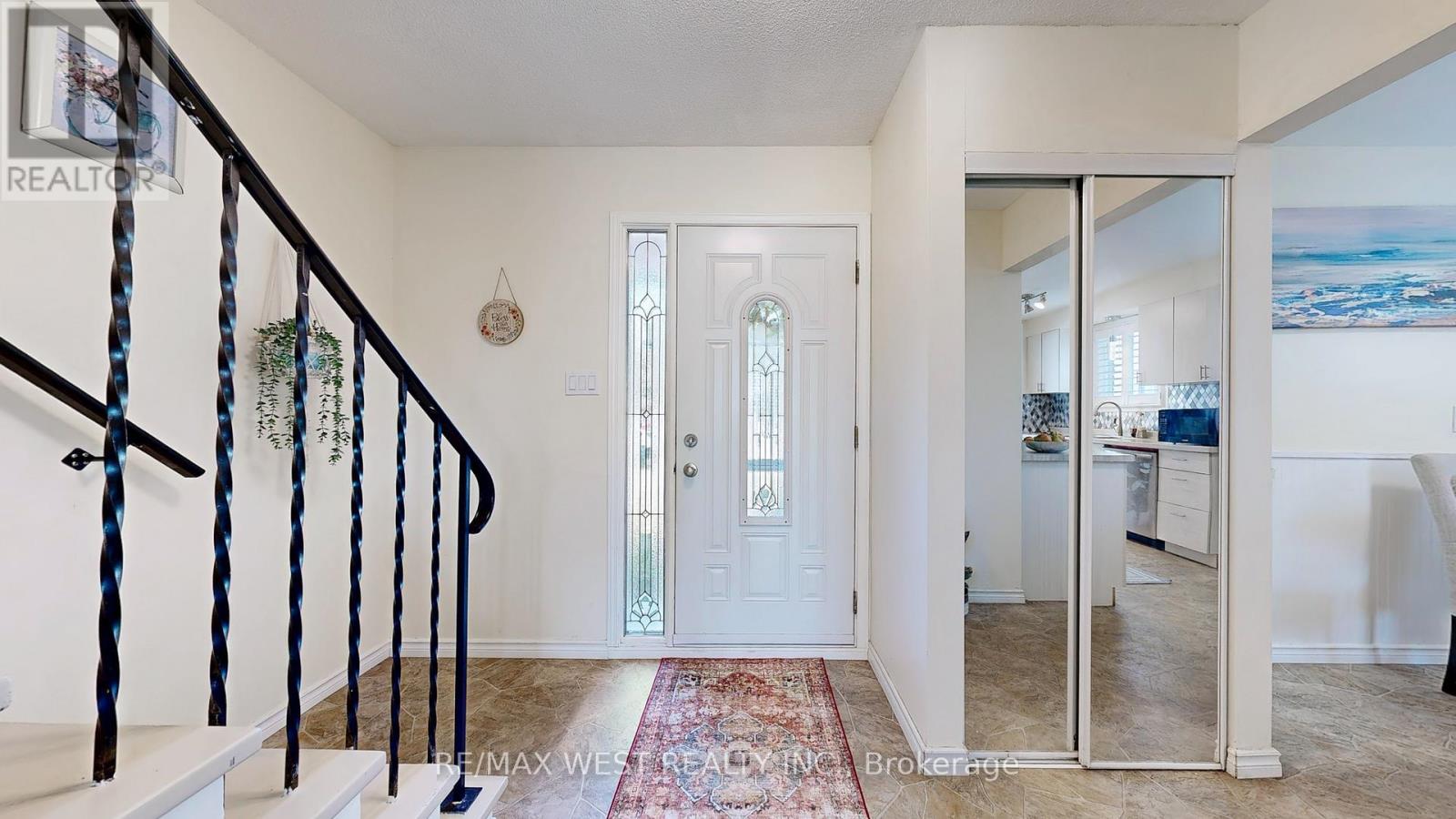 325 Killarney Court, Oshawa, Ontario  L1J 6C6 - Photo 19 - E12538402