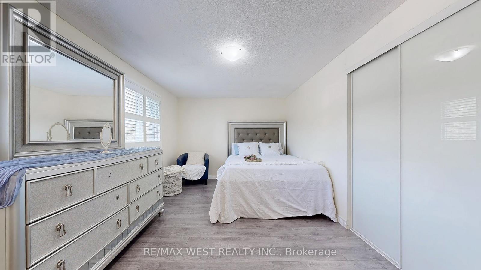 325 Killarney Court, Oshawa, Ontario  L1J 6C6 - Photo 23 - E12538402