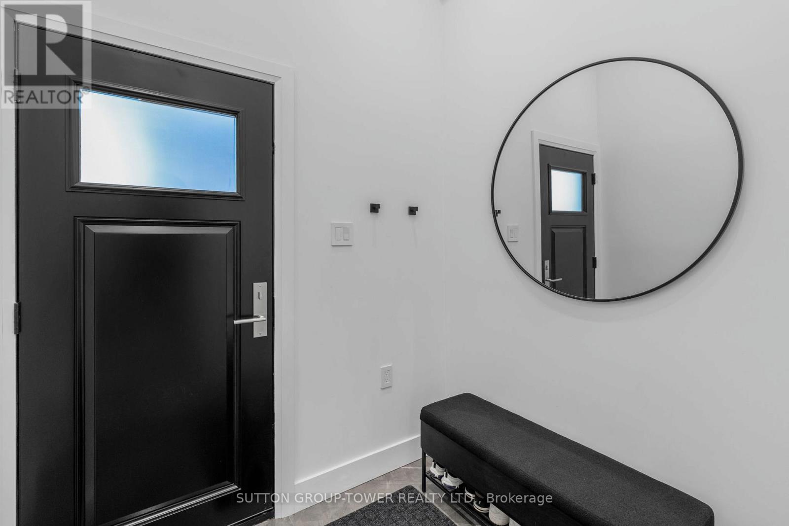 560 Glen Park Avenue, Toronto, Ontario M6B 2G5 - Photo 24 - W12269766