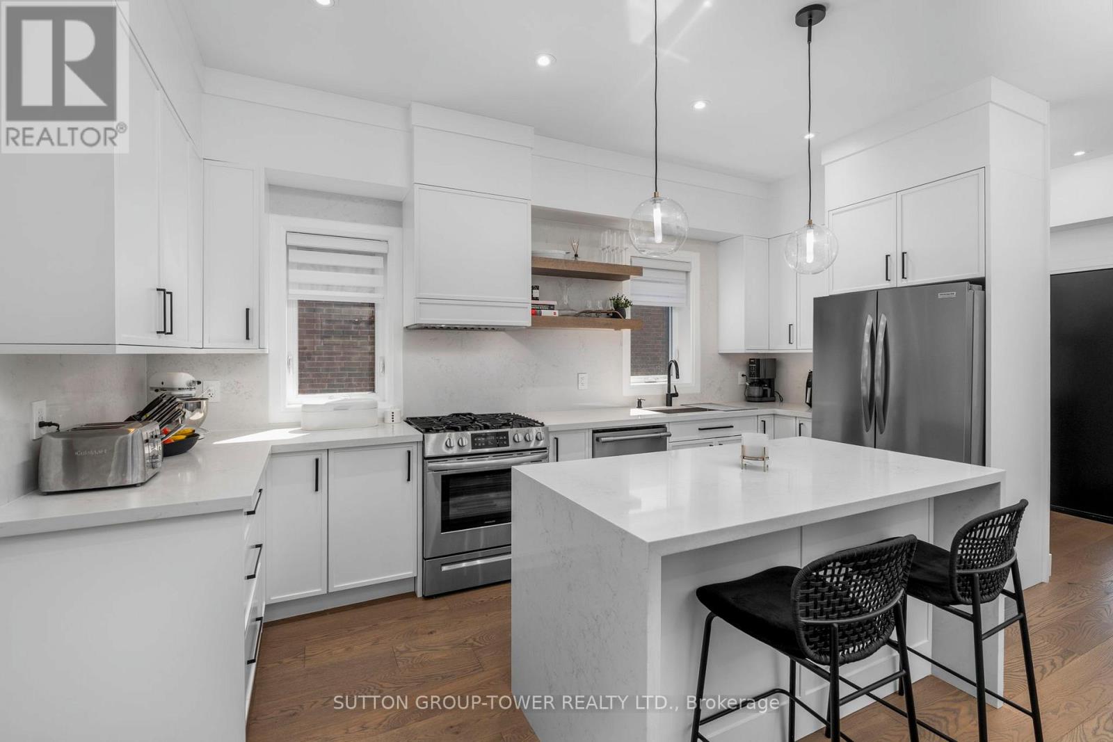 560 Glen Park Avenue, Toronto, Ontario M6B 2G5 - Photo 9 - W12269766