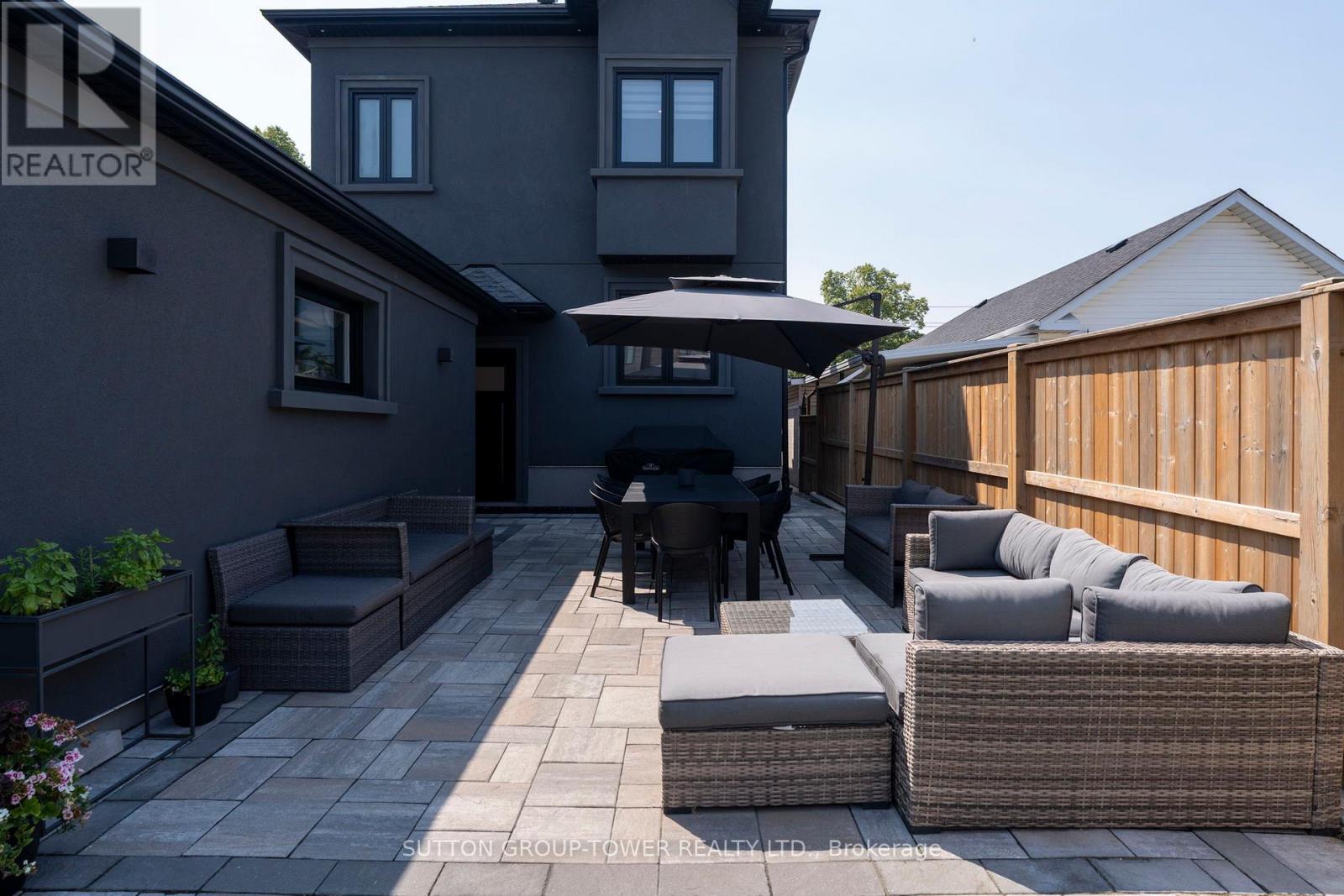 560 Glen Park Avenue, Toronto, Ontario M6B 2G5 - Photo 33 - W12269766