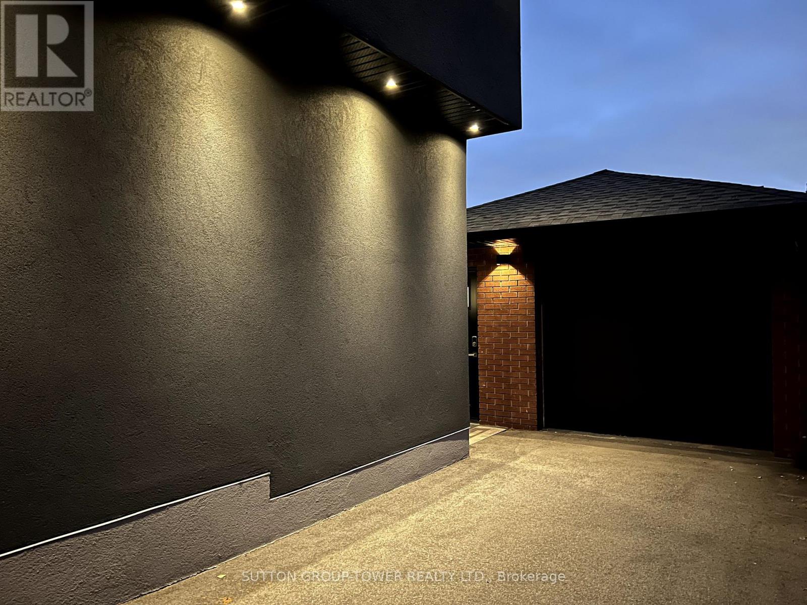 560 Glen Park Avenue, Toronto, Ontario M6B 2G5 - Photo 29 - W12269766