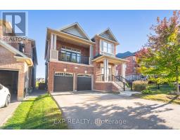 33 CHARLOTTE ABBY DRIVE, East Gwillimbury, Ontario