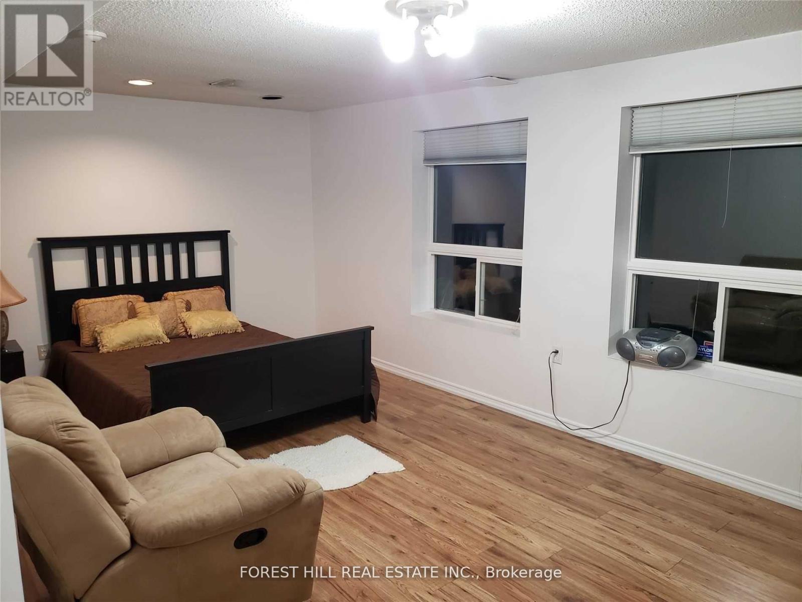 Lower - 27 Hiram Road, Richmond Hill, Ontario  L4C 9E6 - Photo 2 - N12538344