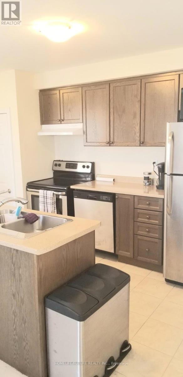 2812 Donald Cousens Parkway, Markham, Ontario  L6B 1H2 - Photo 6 - N12538348