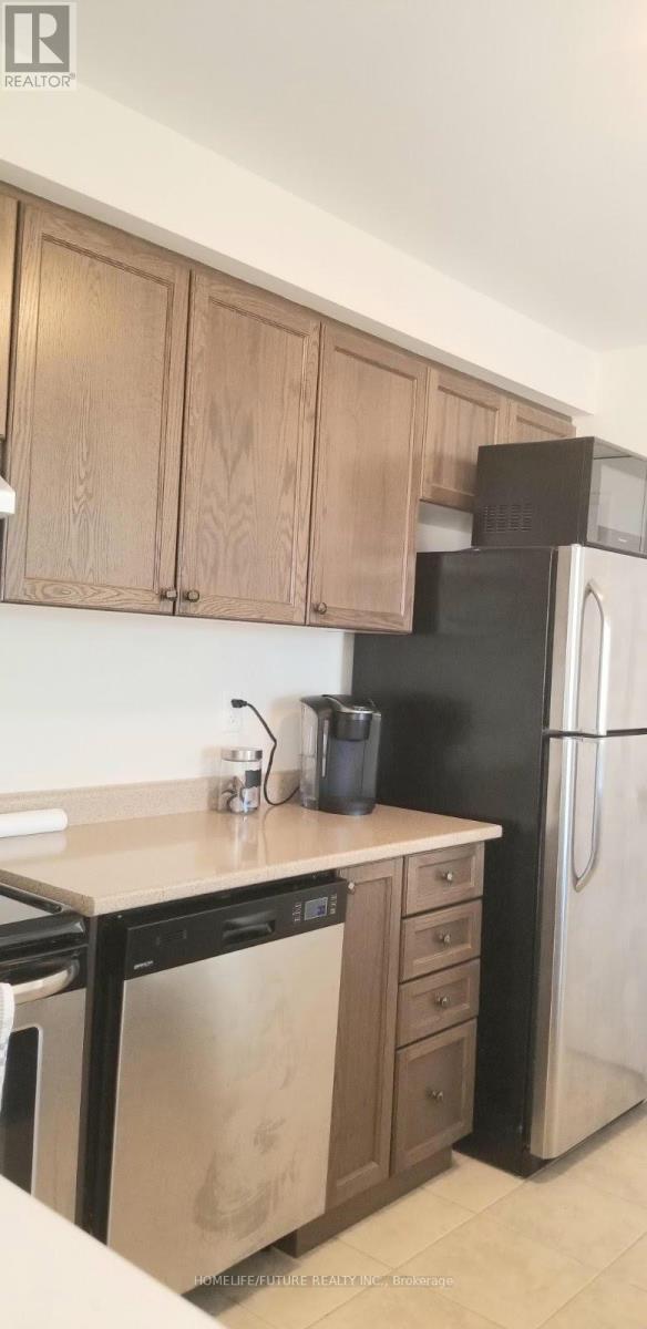 2812 Donald Cousens Parkway, Markham, Ontario  L6B 1H2 - Photo 8 - N12538348