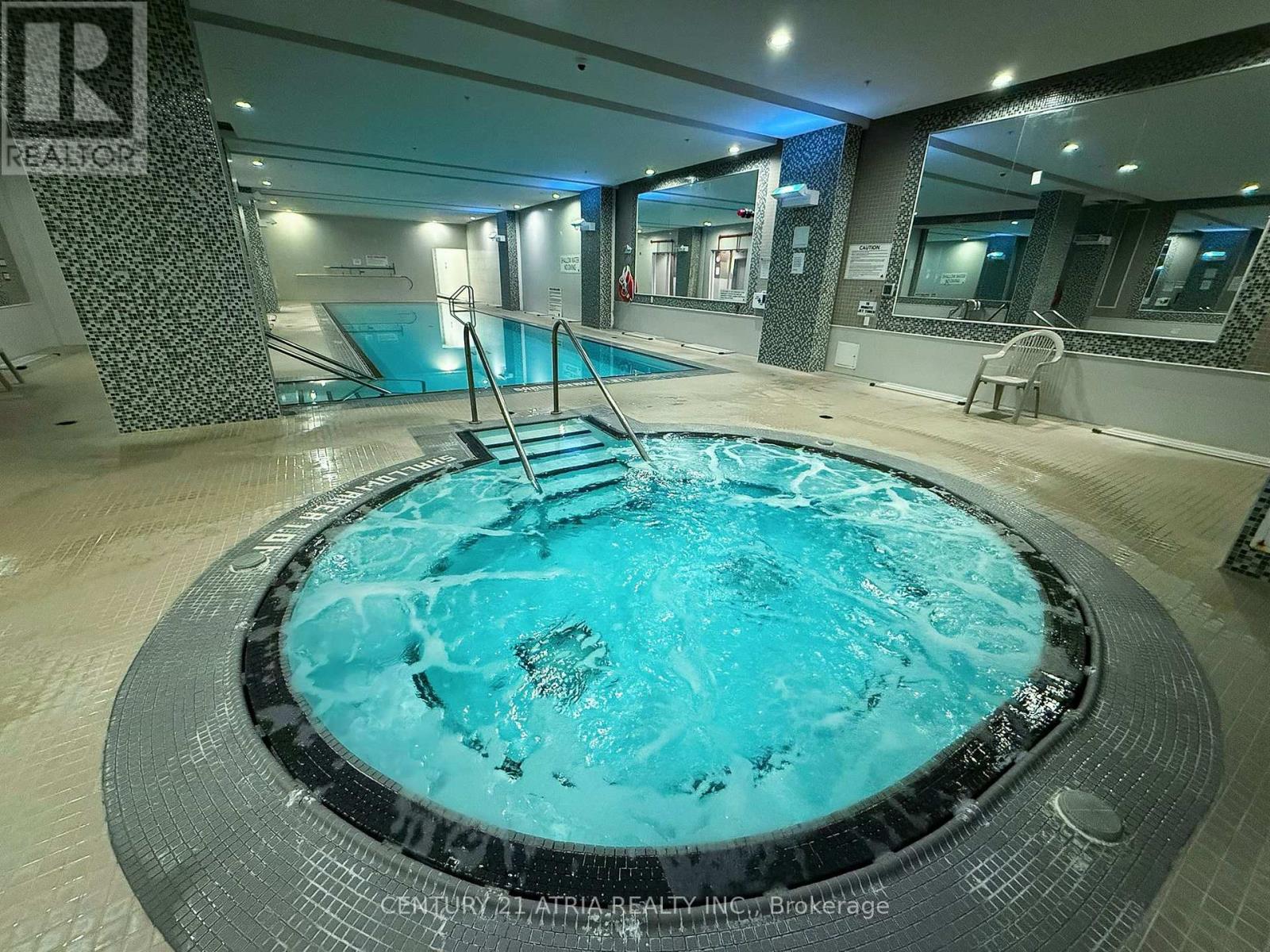 310 - 75 Norman Bethune Avenue, Richmond Hill, Ontario  L4B 0B6 - Photo 10 - N12538372