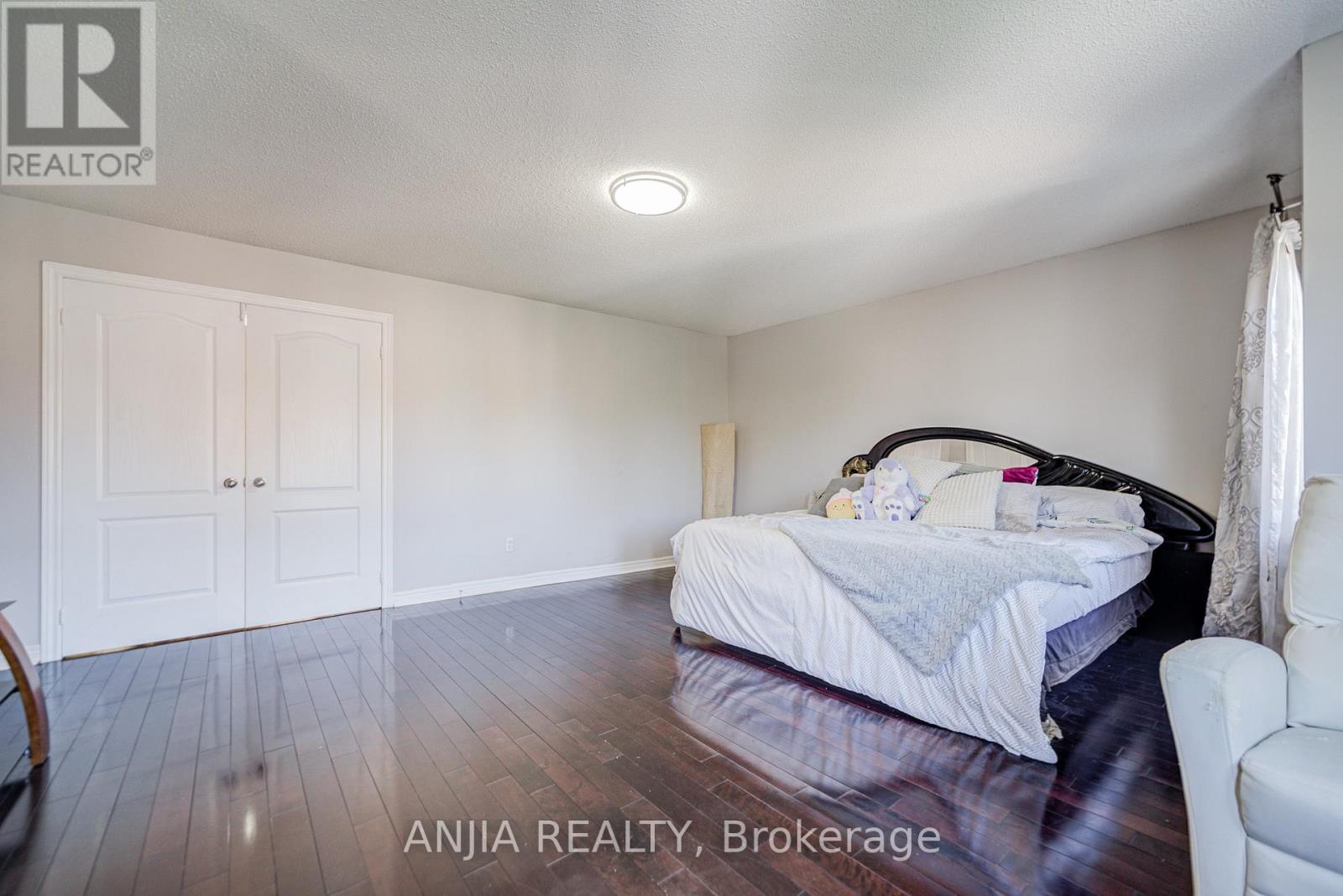 384 Highglen Avenue, Markham, Ontario  L3S 4J3 - Photo 40 - N12538450