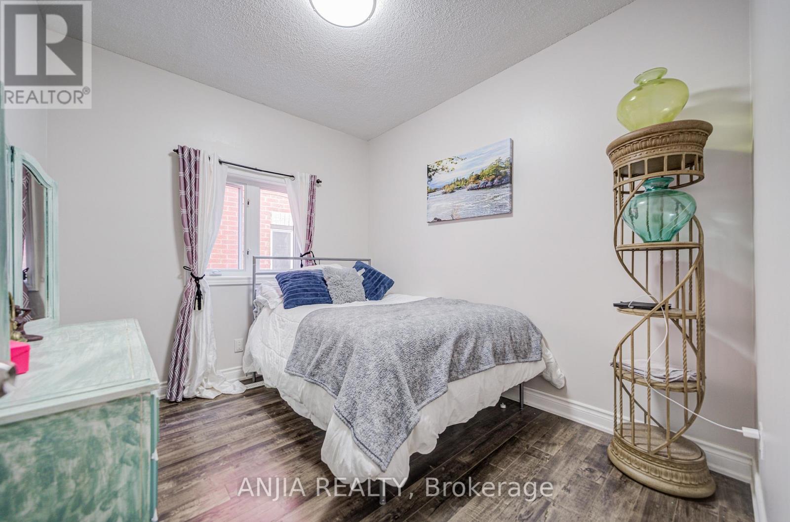 384 Highglen Avenue, Markham, Ontario  L3S 4J3 - Photo 44 - N12538450