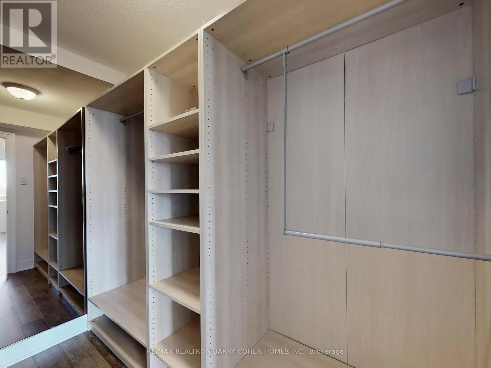 705 - 8111 Yonge Street, Markham, Ontario  L3T 4V9 - Photo 11 - N12538528