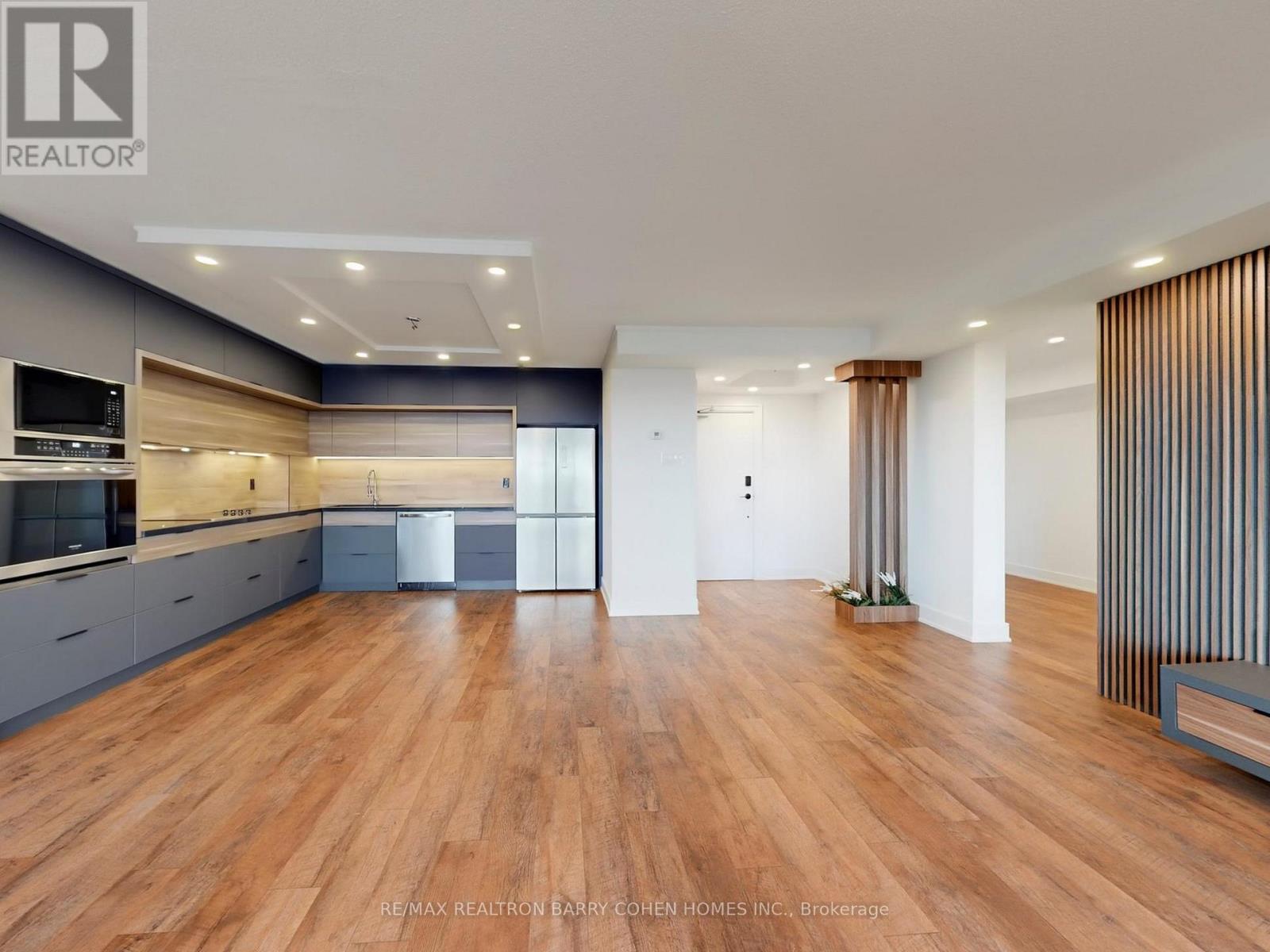 705 - 8111 Yonge Street, Markham, Ontario  L3T 4V9 - Photo 8 - N12538528