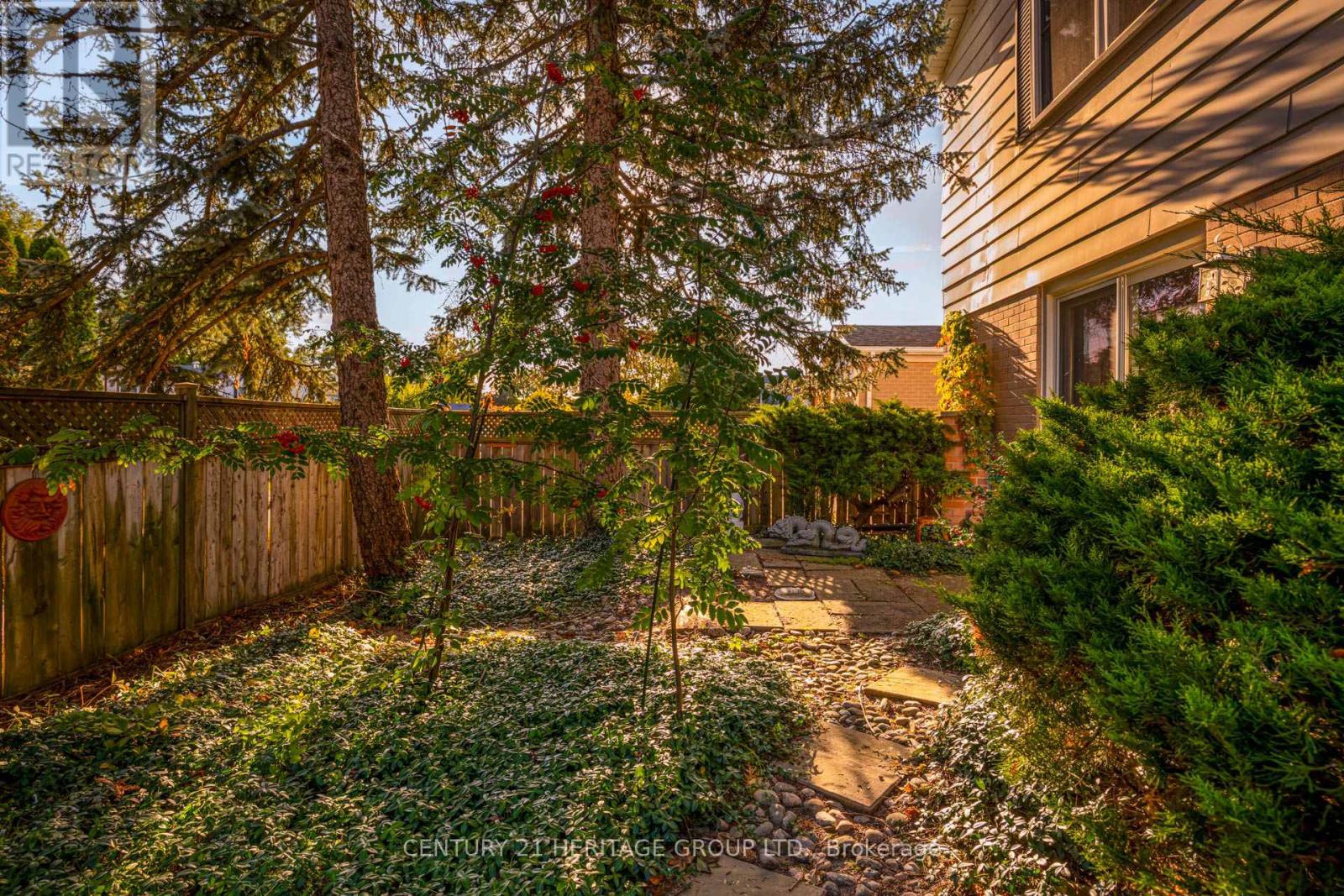 729 Beman Drive, Newmarket, Ontario  L3Y 4Z3 - Photo 34 - N12538538