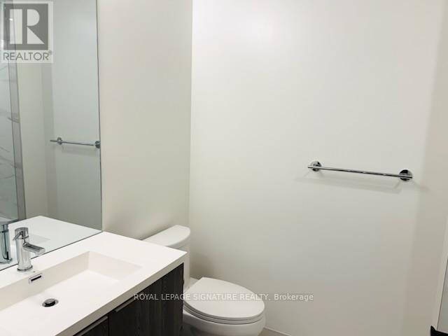 705 - 8 Interchange Way, Vaughan, Ontario  L4K 0R2 - Photo 7 - N12538554