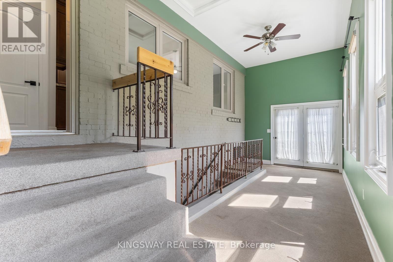 236 Woodale Avenue, Oakville, Ontario  L6K 2N2 - Photo 17 - W12516554