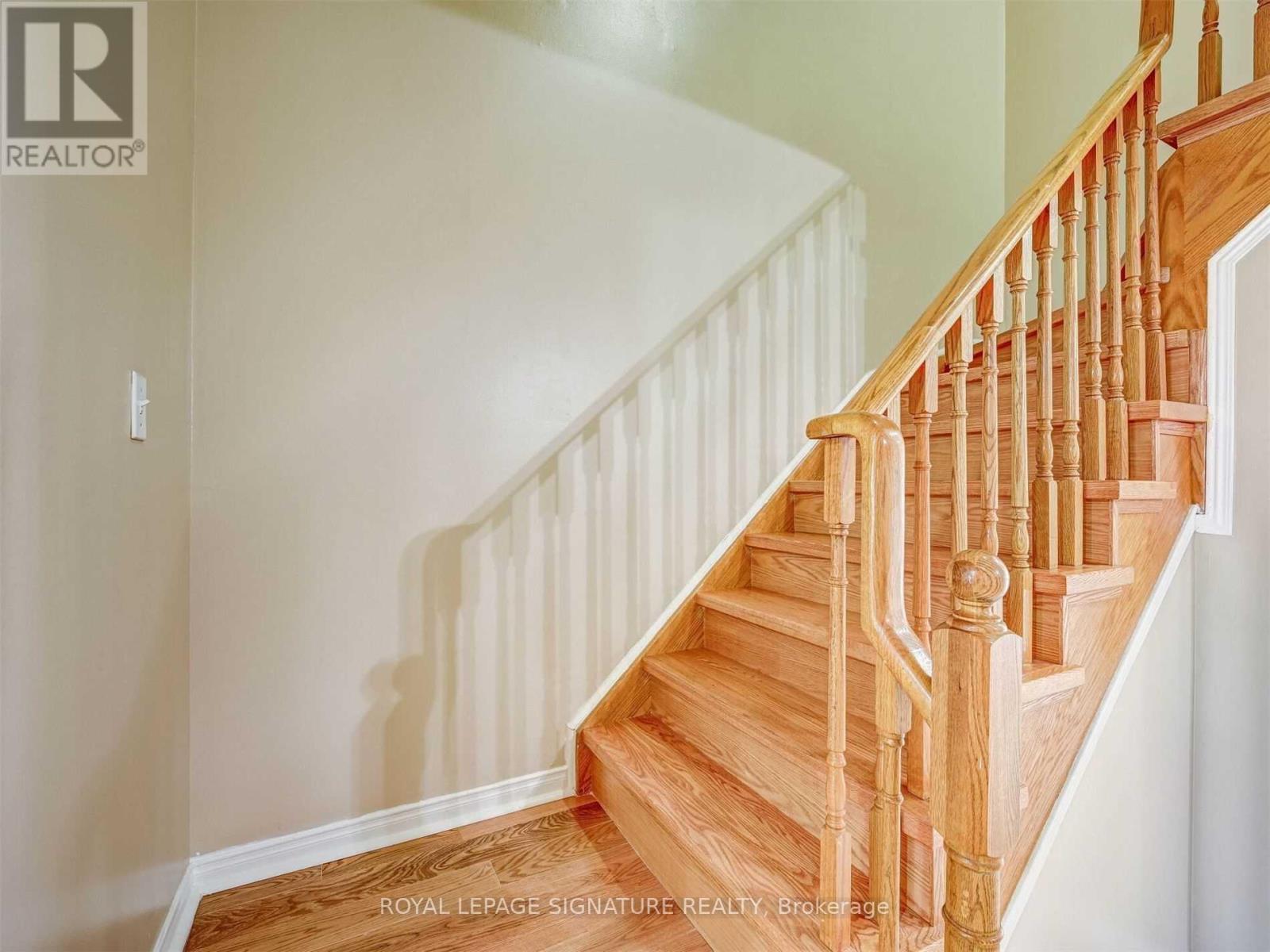 57 - 833 Scollard Court, Mississauga, Ontario  L5V 2B4 - Photo 22 - W12533754