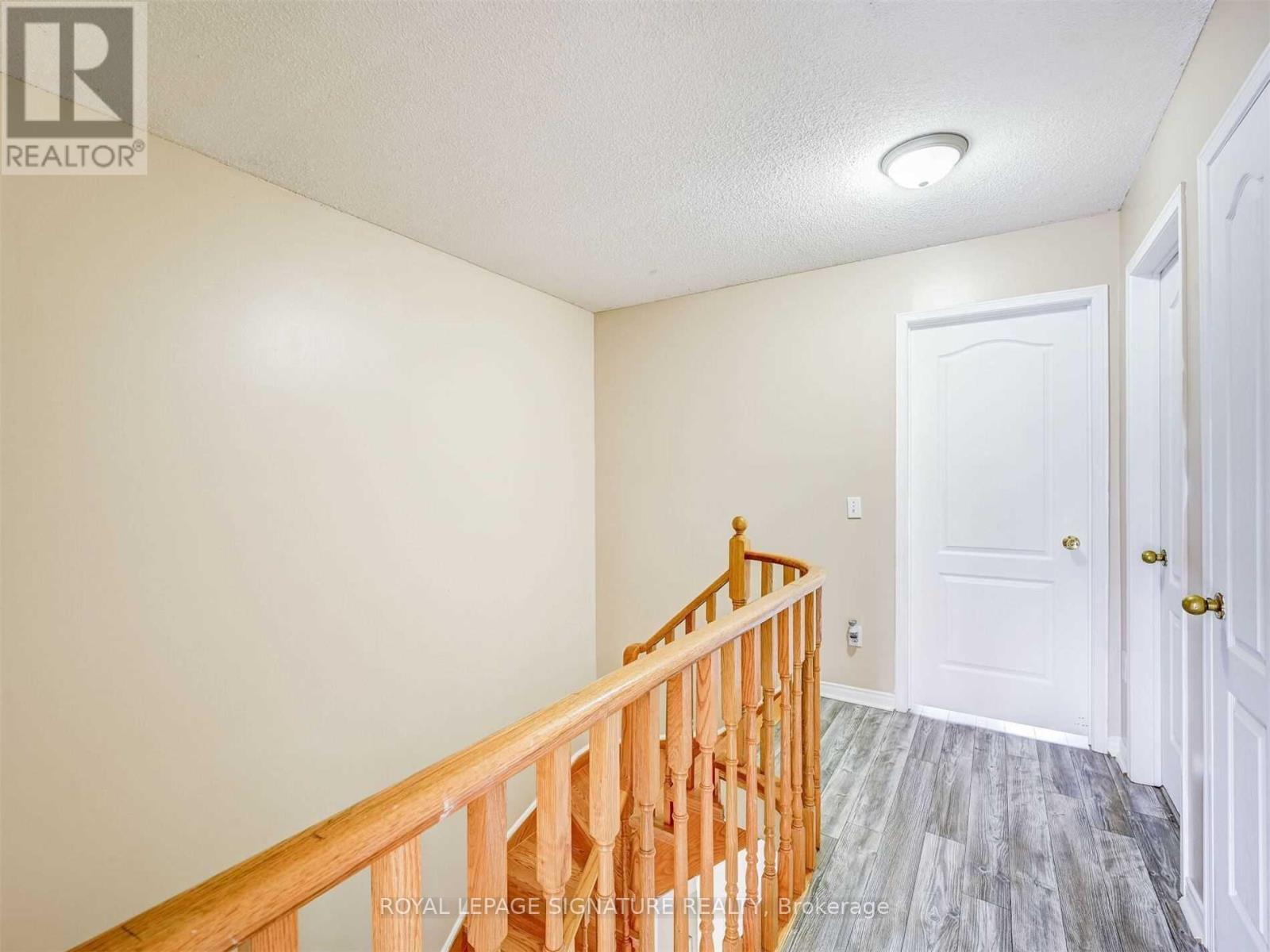 57 - 833 Scollard Court, Mississauga, Ontario  L5V 2B4 - Photo 23 - W12533754