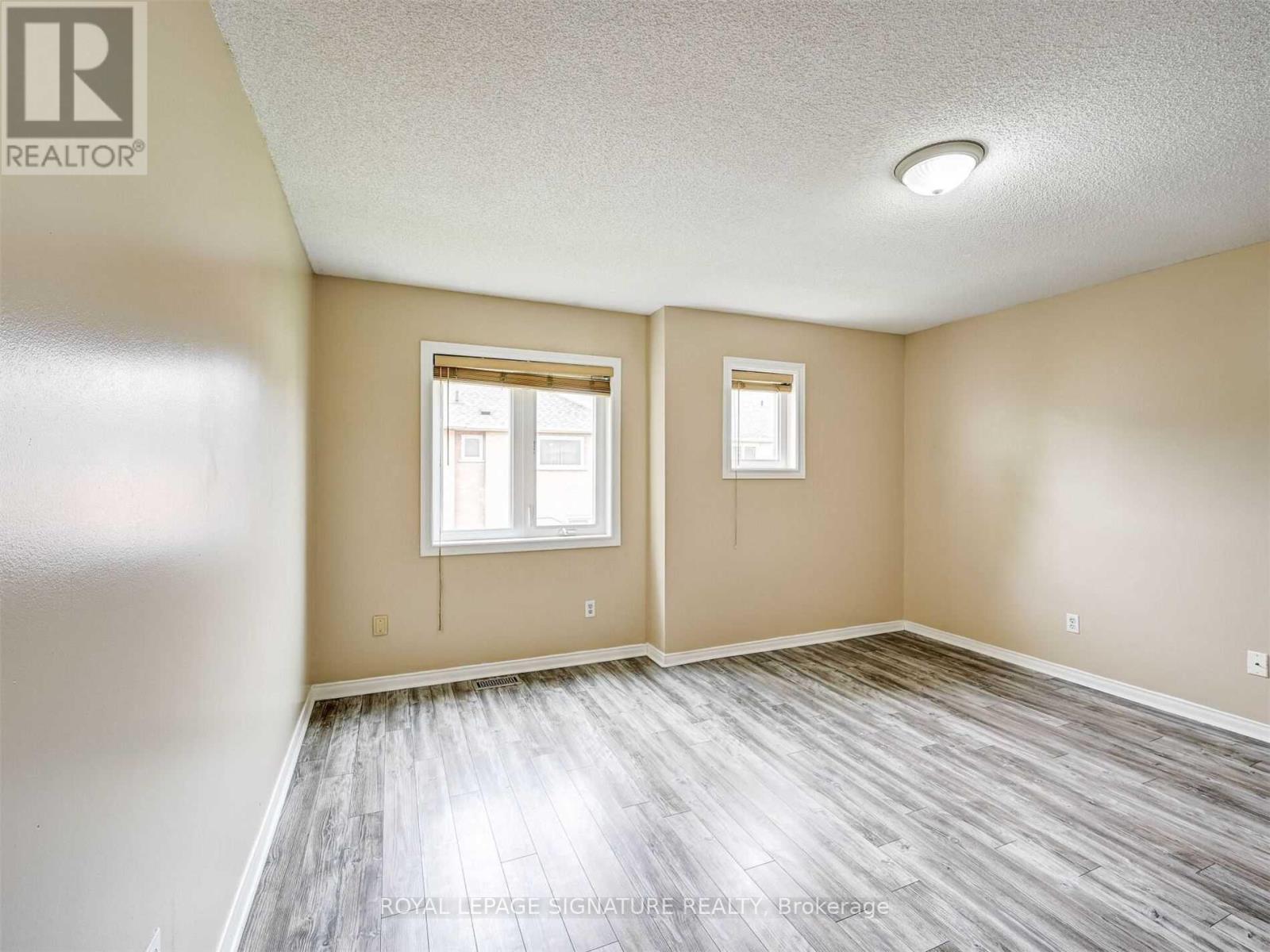 57 - 833 Scollard Court, Mississauga, Ontario  L5V 2B4 - Photo 24 - W12533754