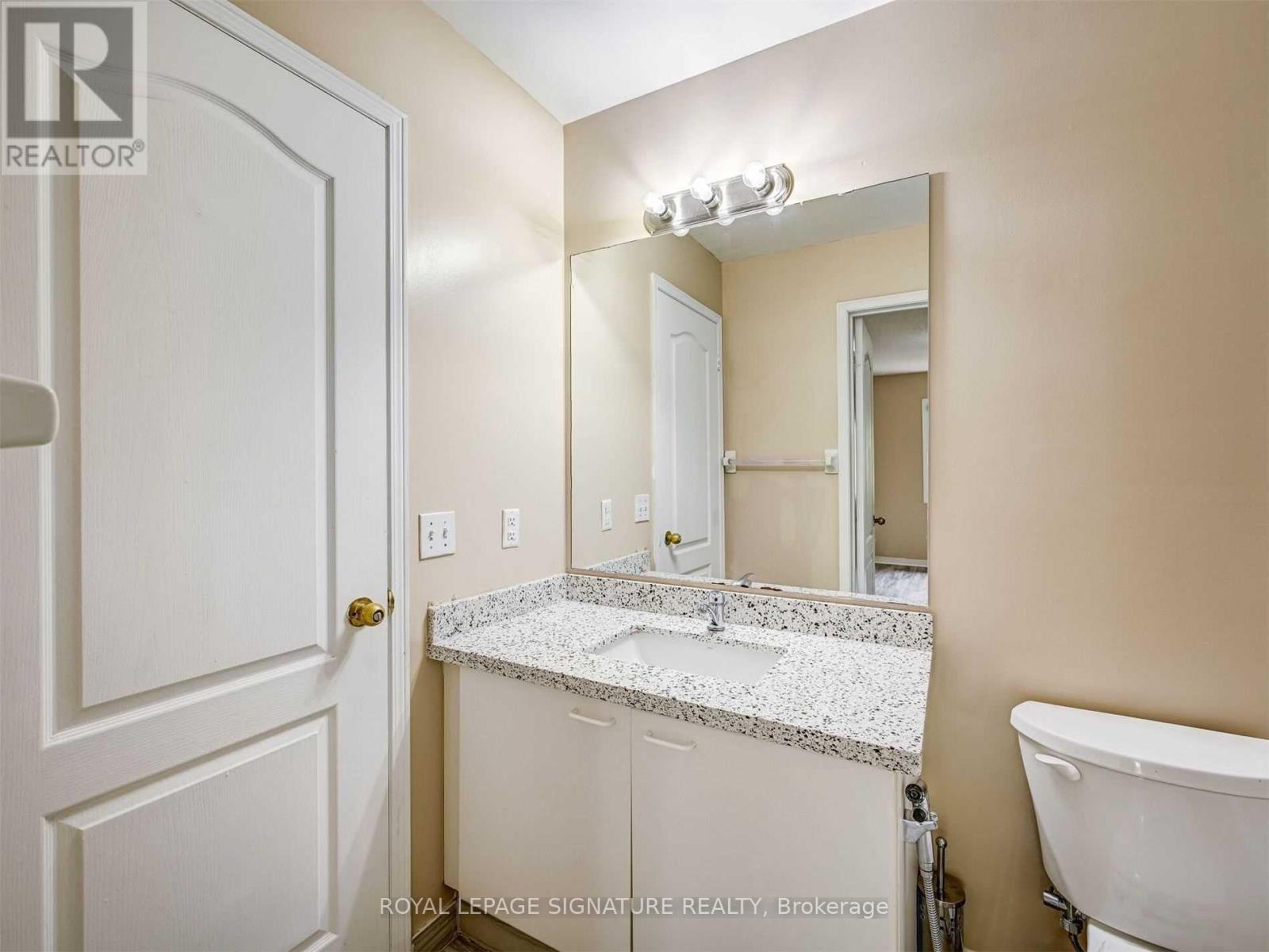 57 - 833 Scollard Court, Mississauga, Ontario  L5V 2B4 - Photo 31 - W12533754