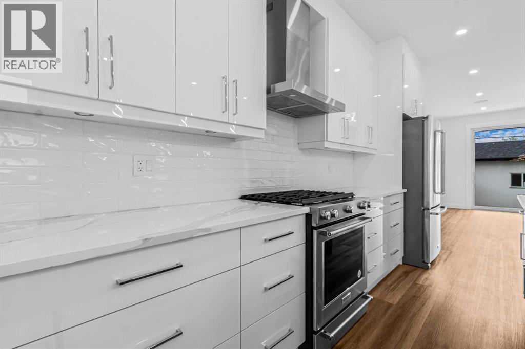 430 33 Avenue Nw, Calgary, Alberta  T2K 0B4 - Photo 12 - A2270244