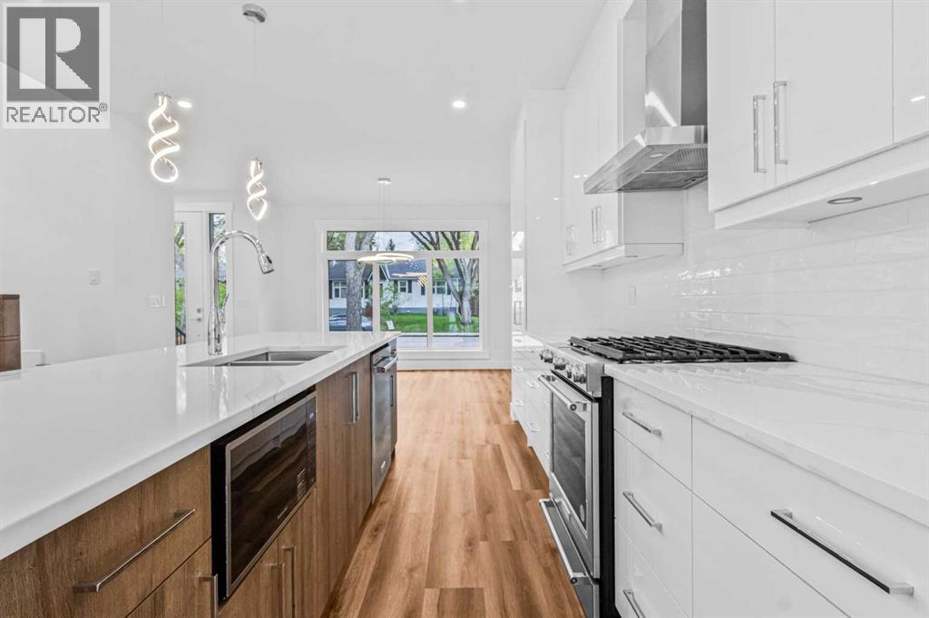 430 33 Avenue Nw, Calgary, Alberta  T2K 0B4 - Photo 13 - A2270244