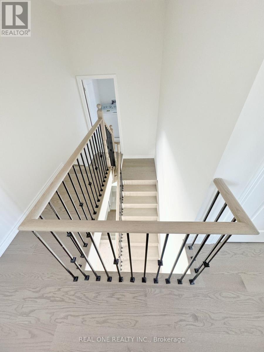 188 Rosanne Circle, Wasaga Beach, Ontario  L9Z 1J7 - Photo 12 - S12538336