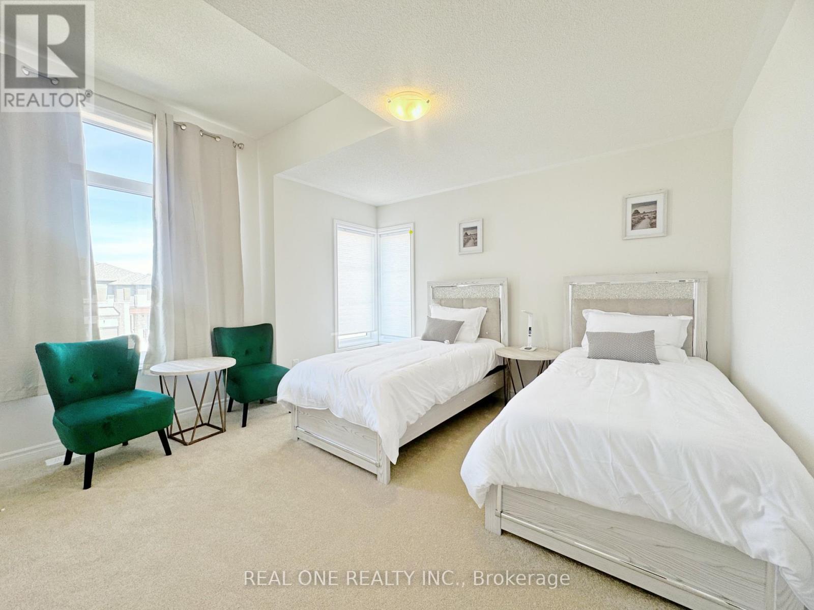 188 Rosanne Circle, Wasaga Beach, Ontario  L9Z 1J7 - Photo 16 - S12538336