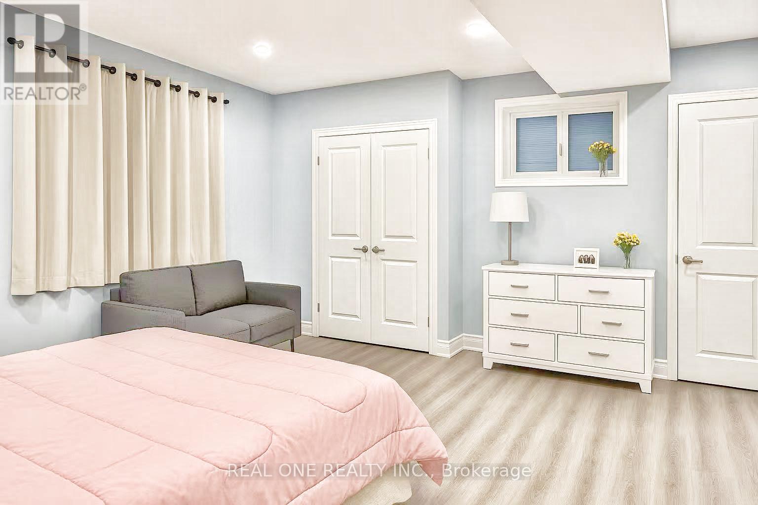 188 Rosanne Circle, Wasaga Beach, Ontario  L9Z 1J7 - Photo 23 - S12538336