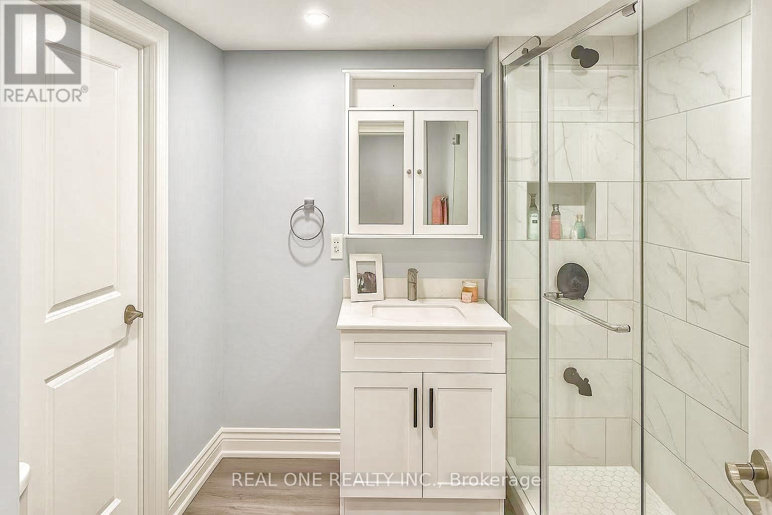 188 Rosanne Circle, Wasaga Beach, Ontario  L9Z 1J7 - Photo 24 - S12538336