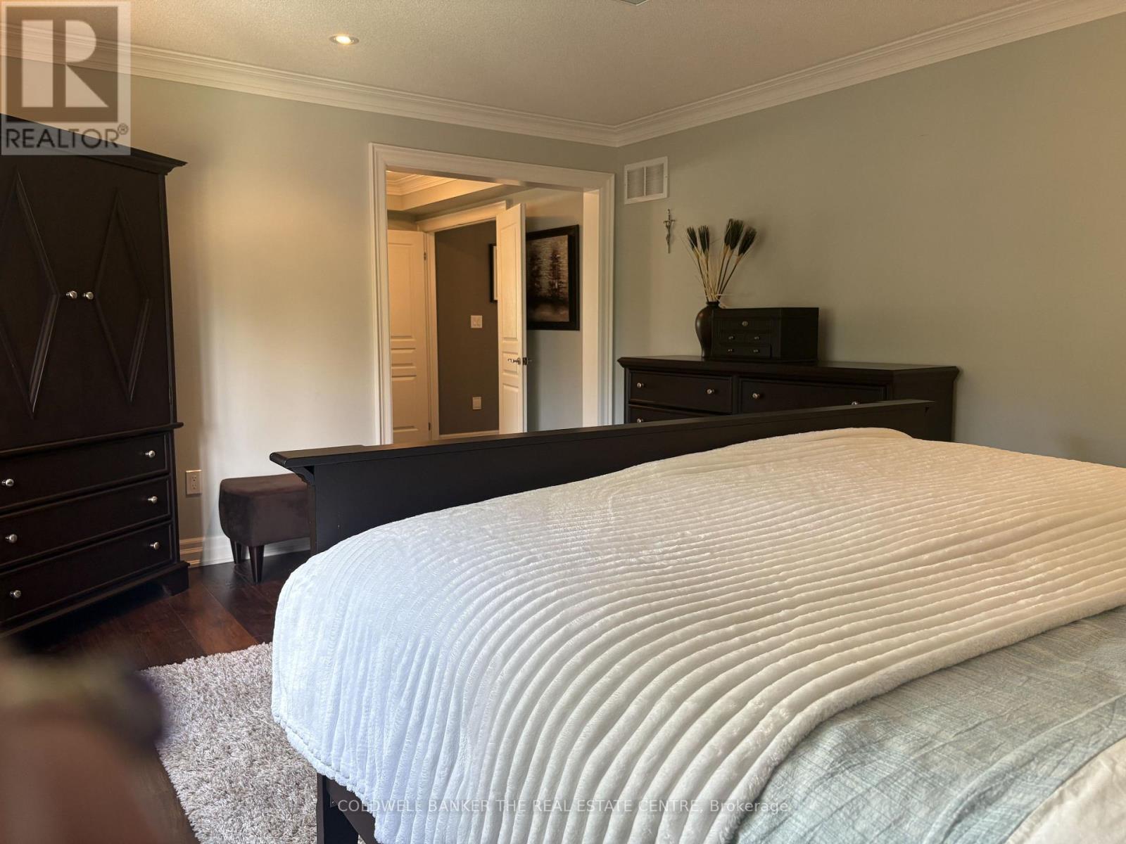 376 Tollendal Mill Road, Barrie, Ontario  L4N 7T1 - Photo 17 - S12538494