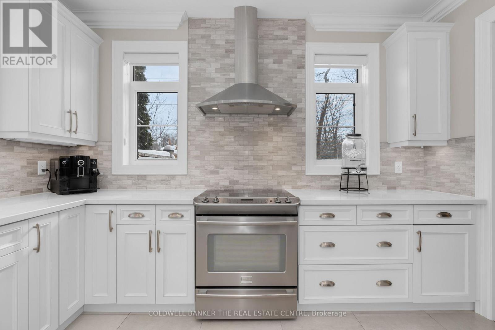 376 Tollendal Mill Road, Barrie, Ontario  L4N 7T1 - Photo 9 - S12538494